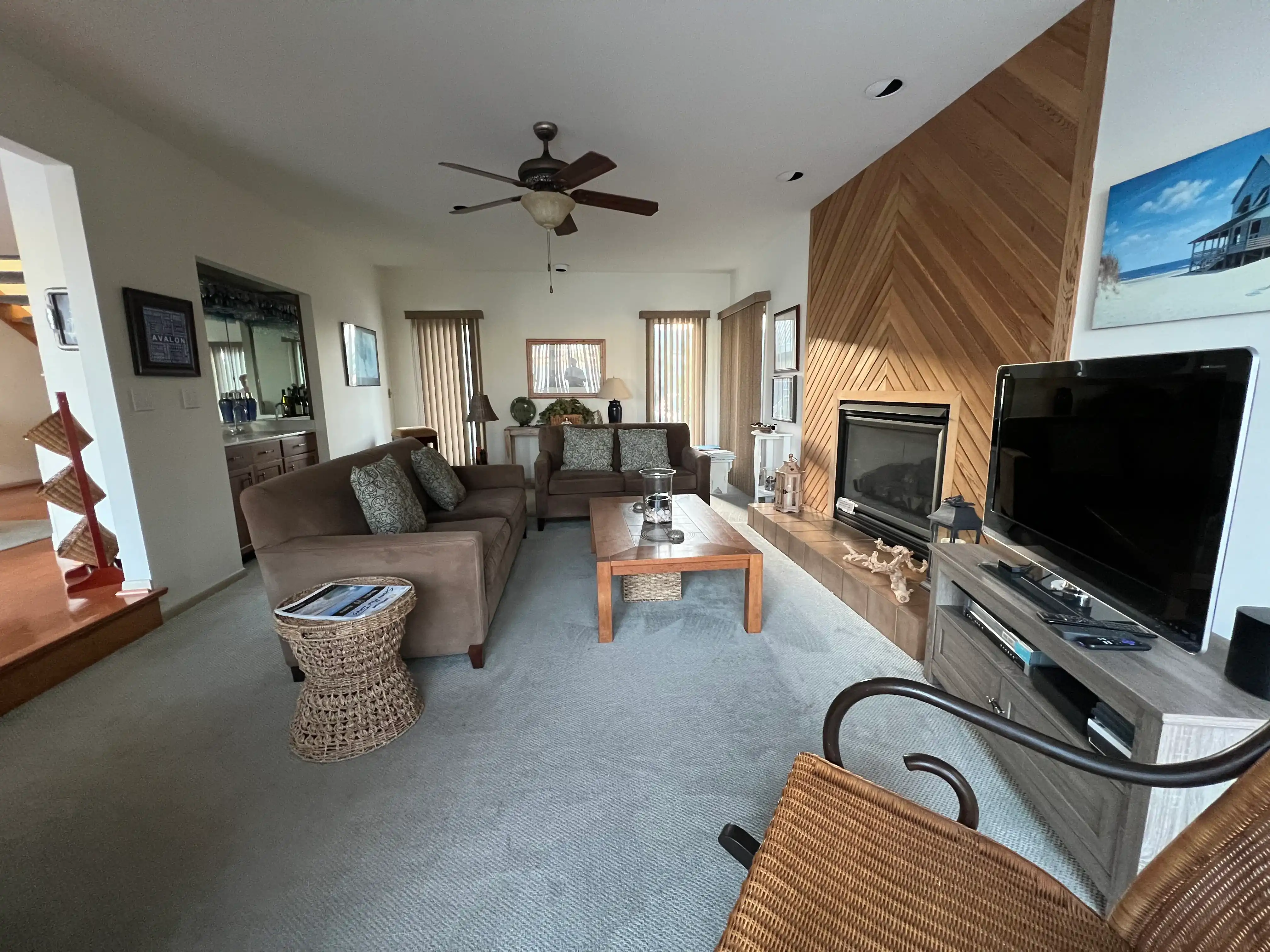 27 Pelican Drive - Family room with entertainment in pet-friendly Avalon rental
